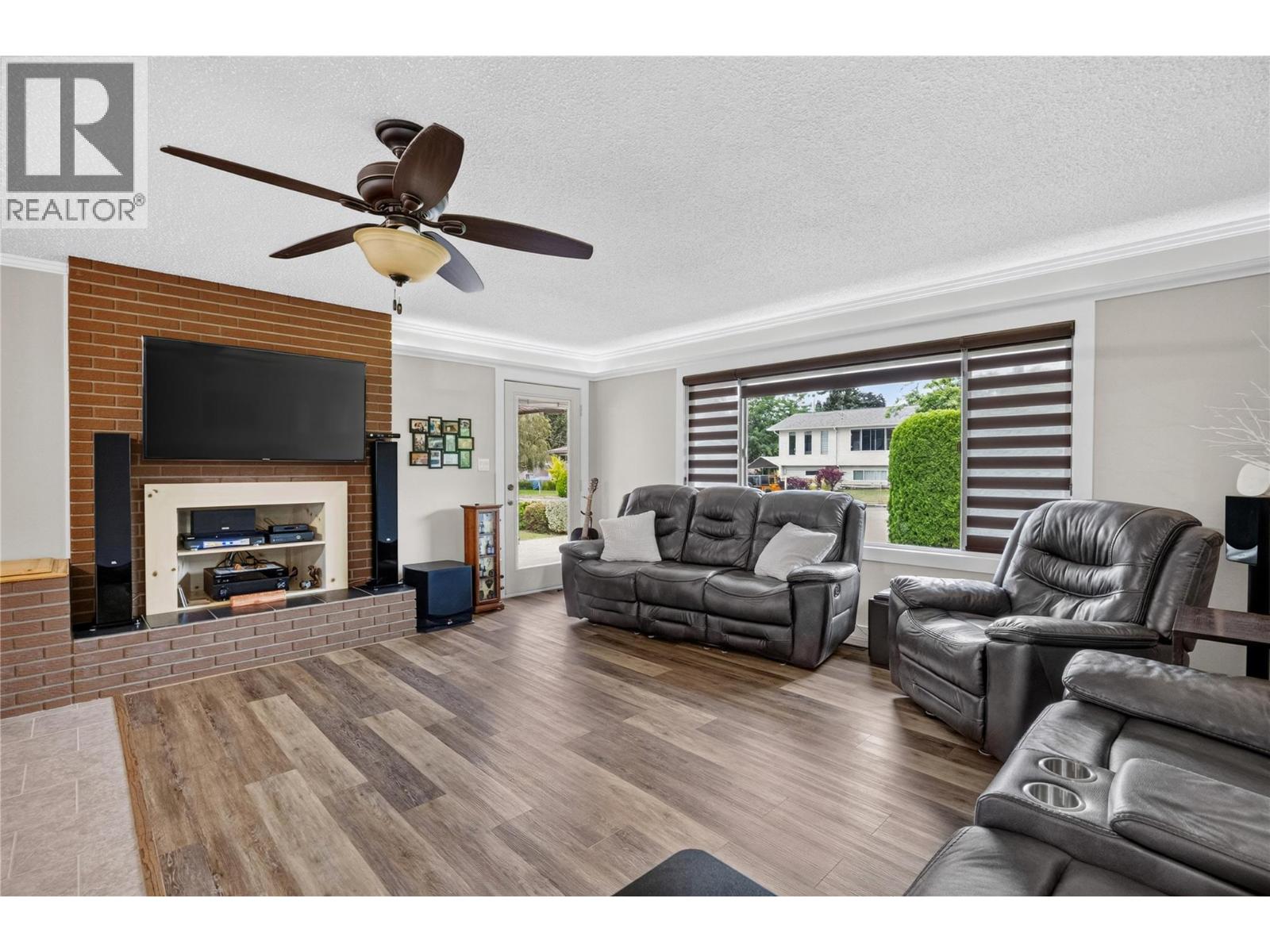 11304 Dunsdon Crescent - 6