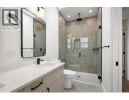 4949 Dixon Lane, Lantzville, BC V0R2H0 Photo 24