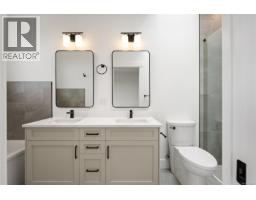 4949 Dixon Lane, Lantzville, BC V0R2H0 Photo 25
