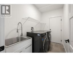 4949 Dixon Lane, Lantzville, BC V0R2H0 Photo 31