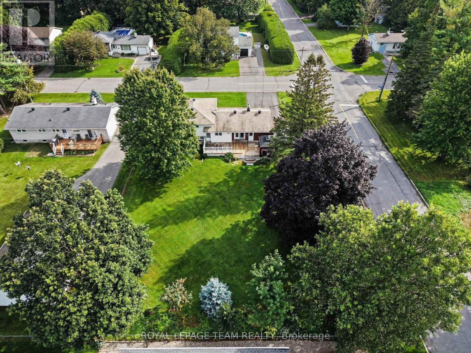 28 GAMBLE DRIVE - Image 23