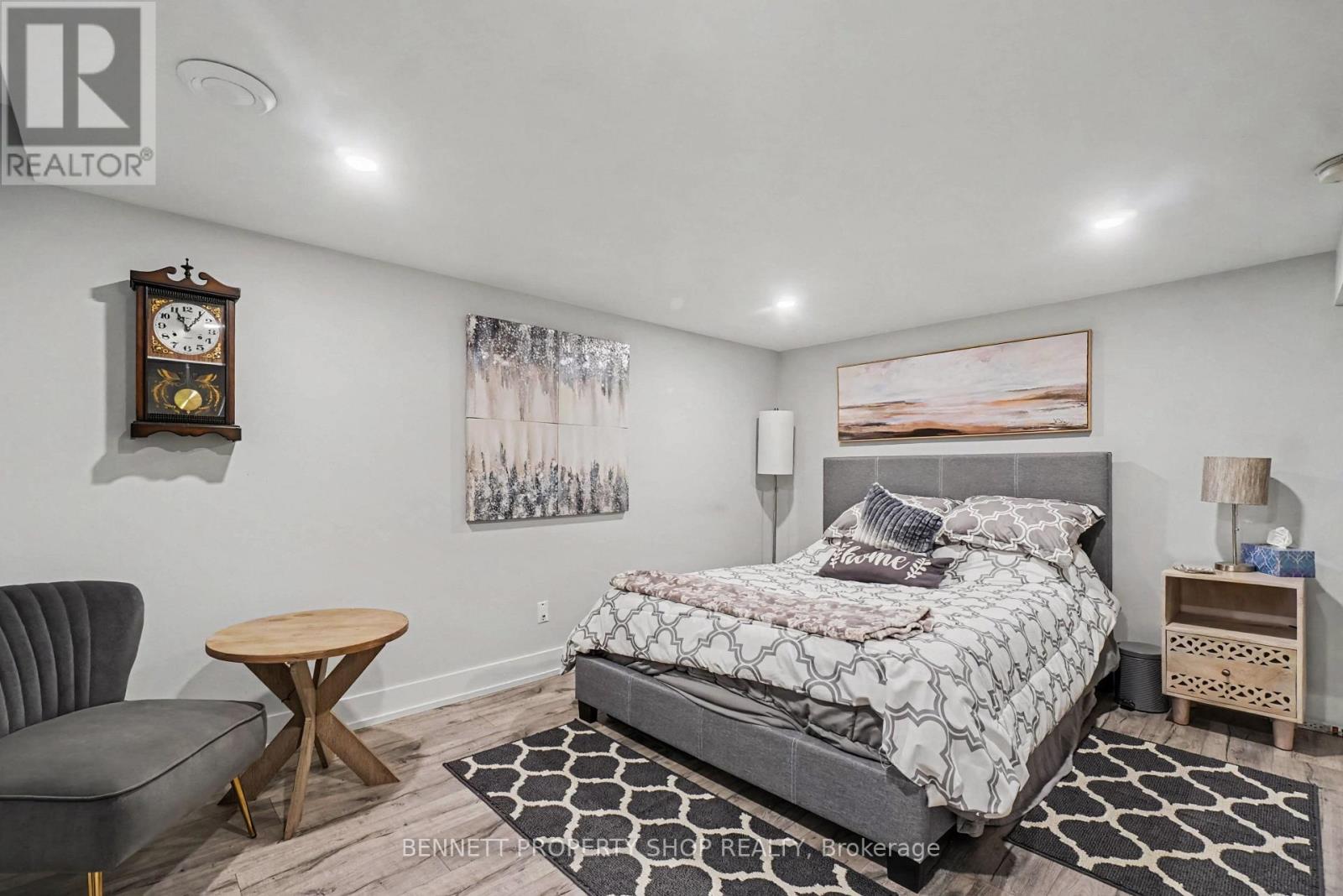21 SUMMERWIND CRESCENT - Image 23