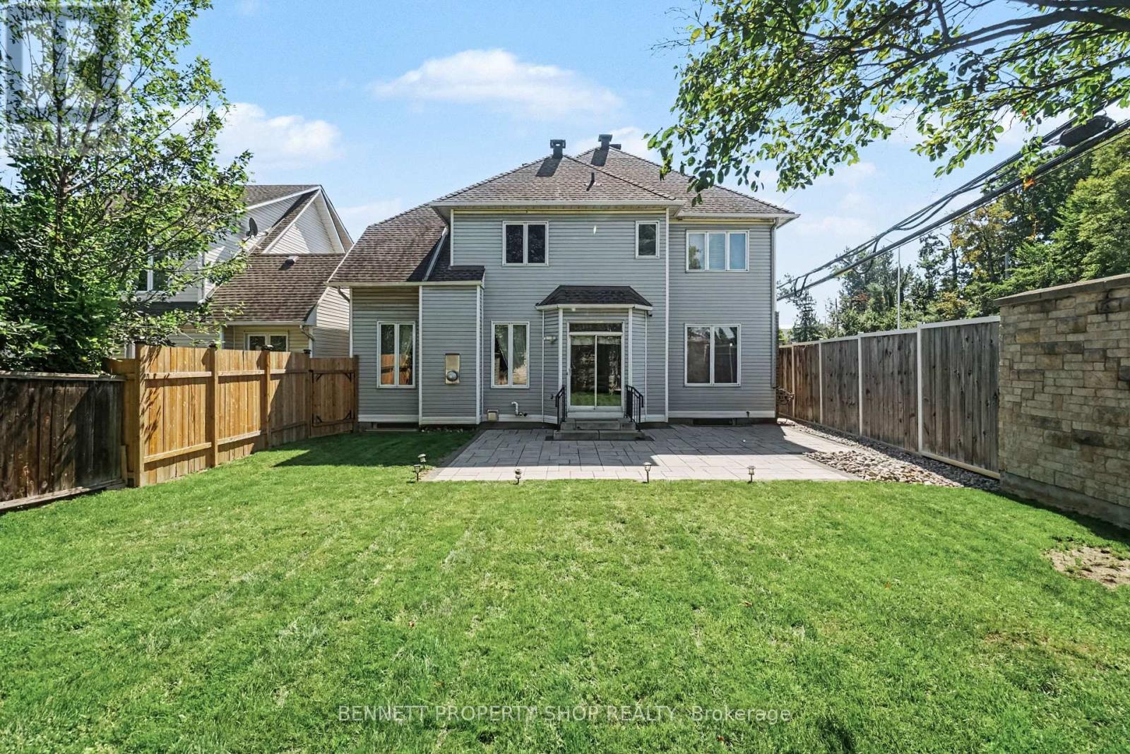 21 SUMMERWIND CRESCENT - 27