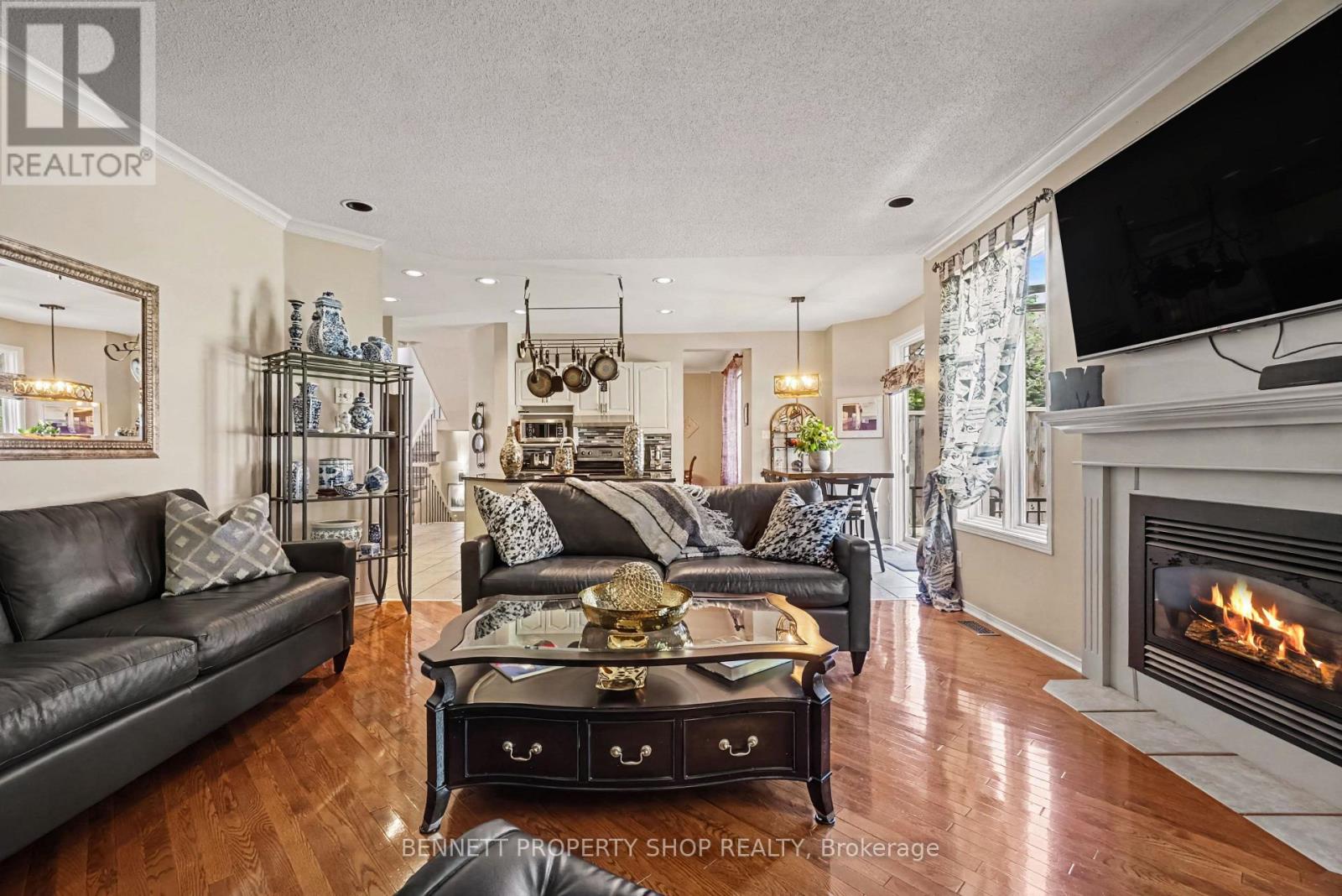 21 SUMMERWIND CRESCENT - Image 7