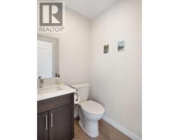 1512 Aspen Lane, Castlegar, BC V1N4X8 Photo 27