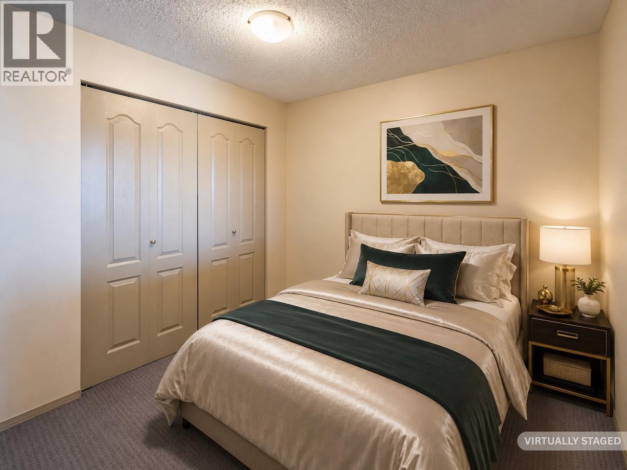 #38 1221 HUGH ALLAN Drive - 25