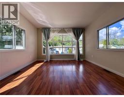 1101 Columbia Avenue Unit# 15, Castlegar, BC V1N1H6 Photo 9