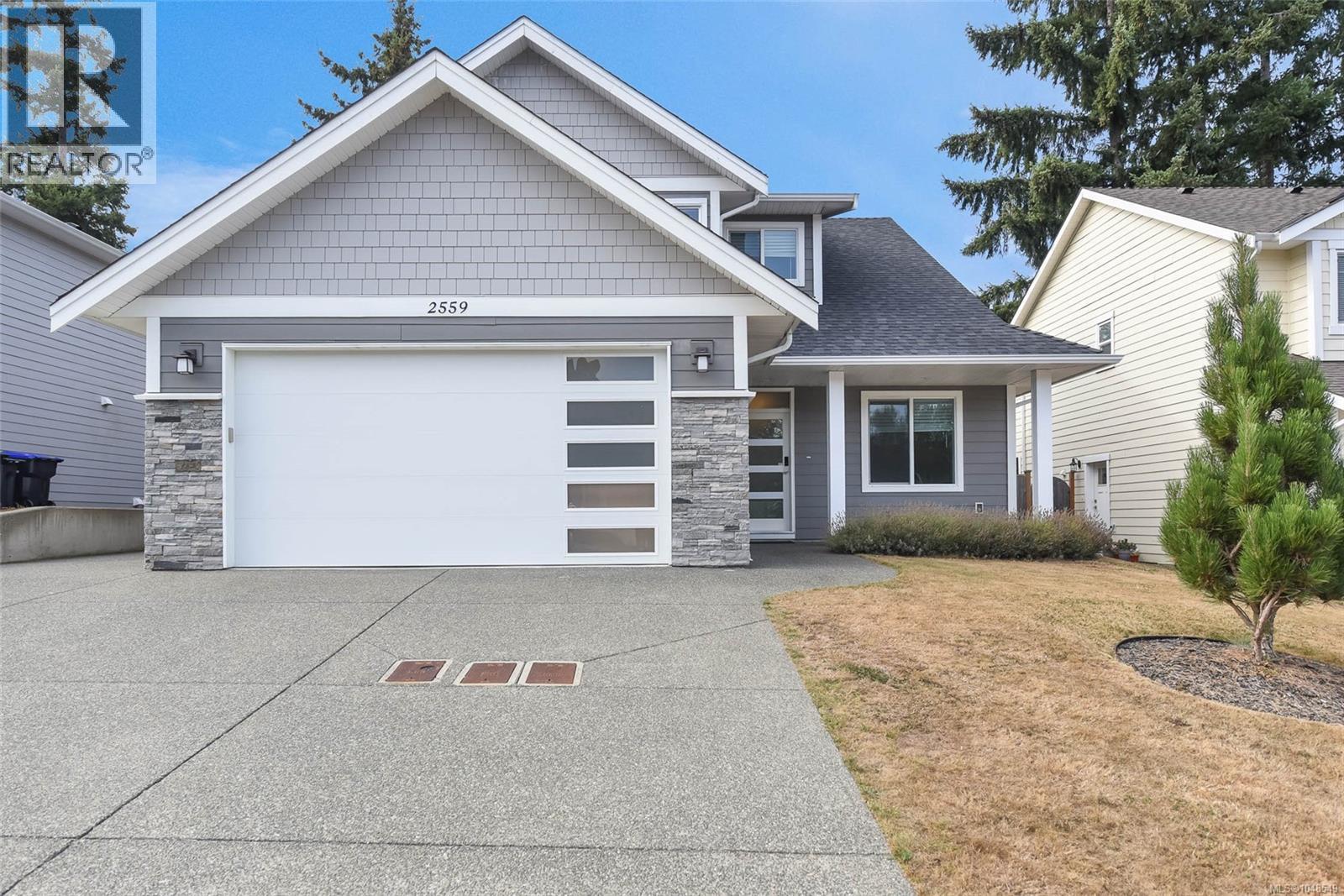 2559 Brookfield Dr - 1