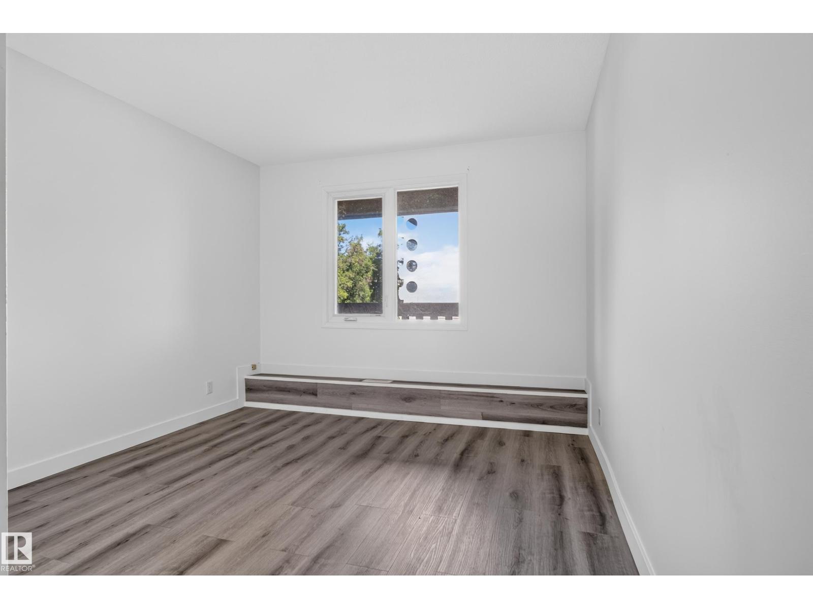 #301 9809 110 ST NW - 19