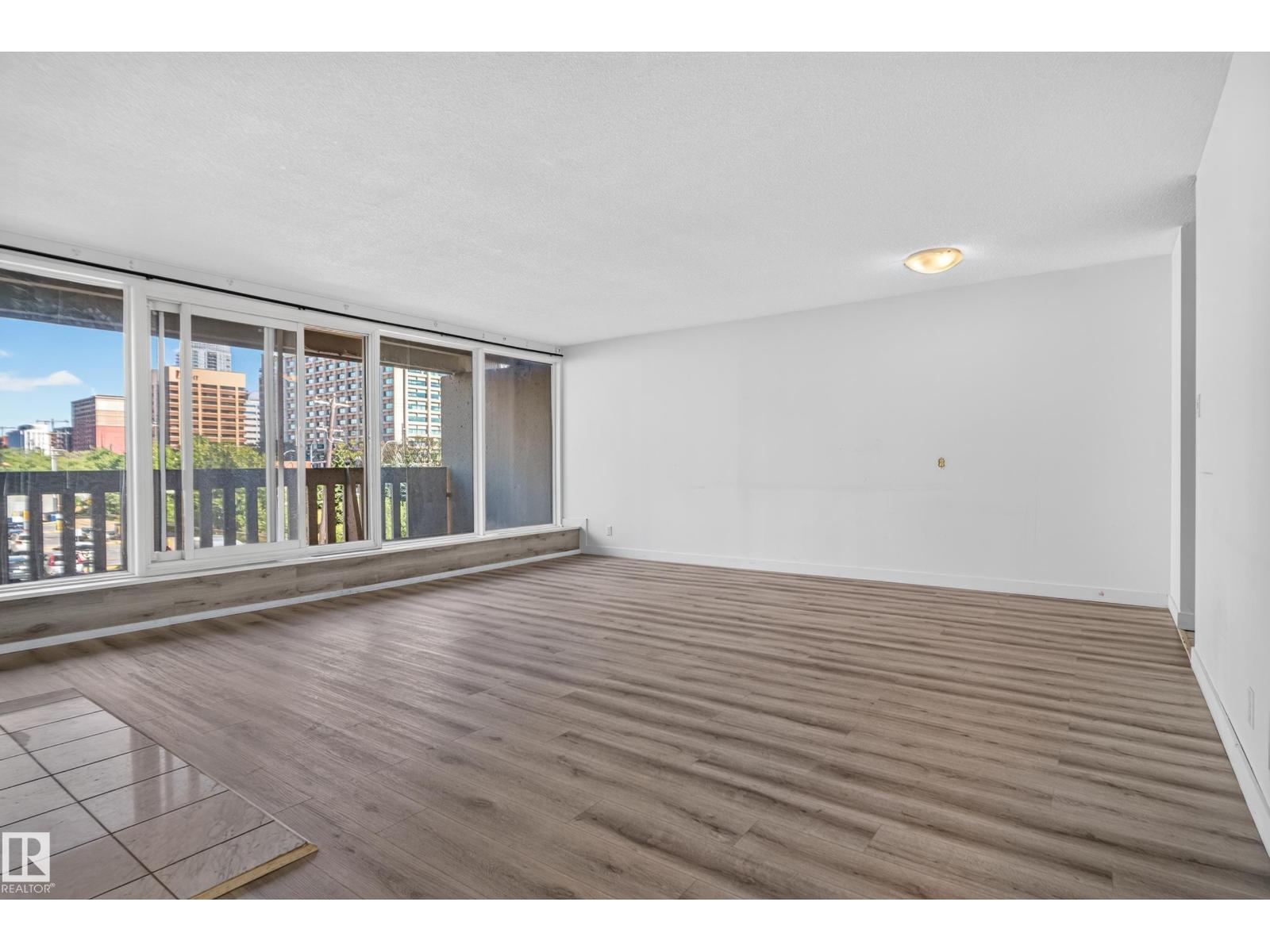#301 9809 110 ST NW - 9