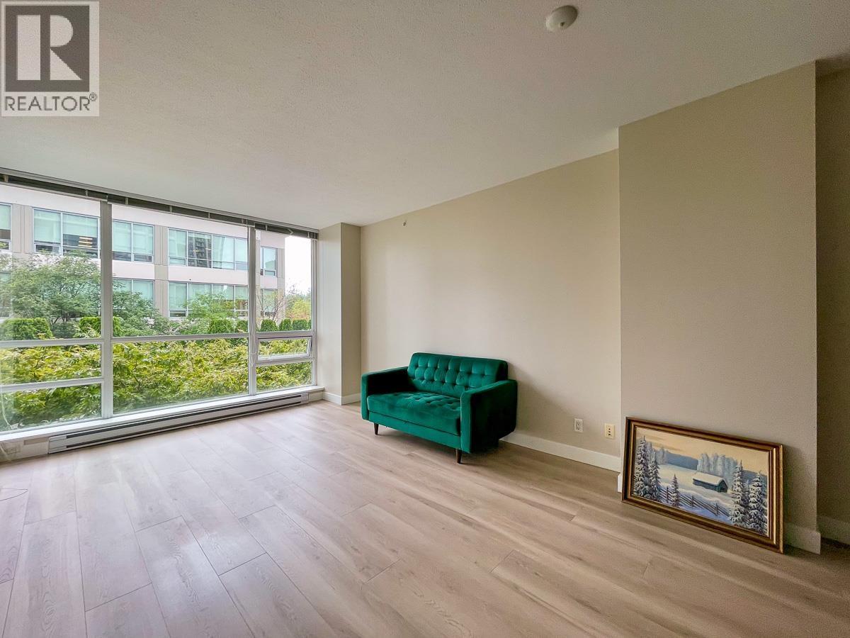 602 2968 GLEN DRIVE — photo 4