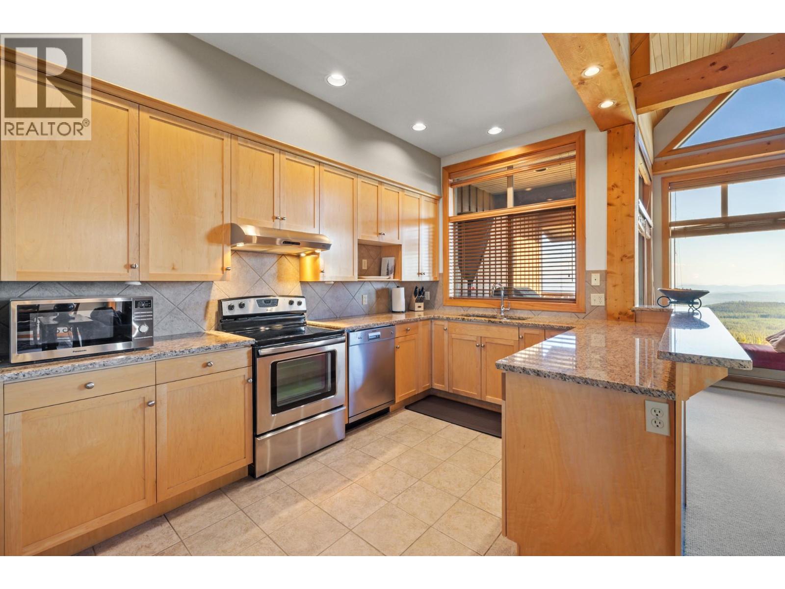 165 Kettle View Road Unit# 11, Big White