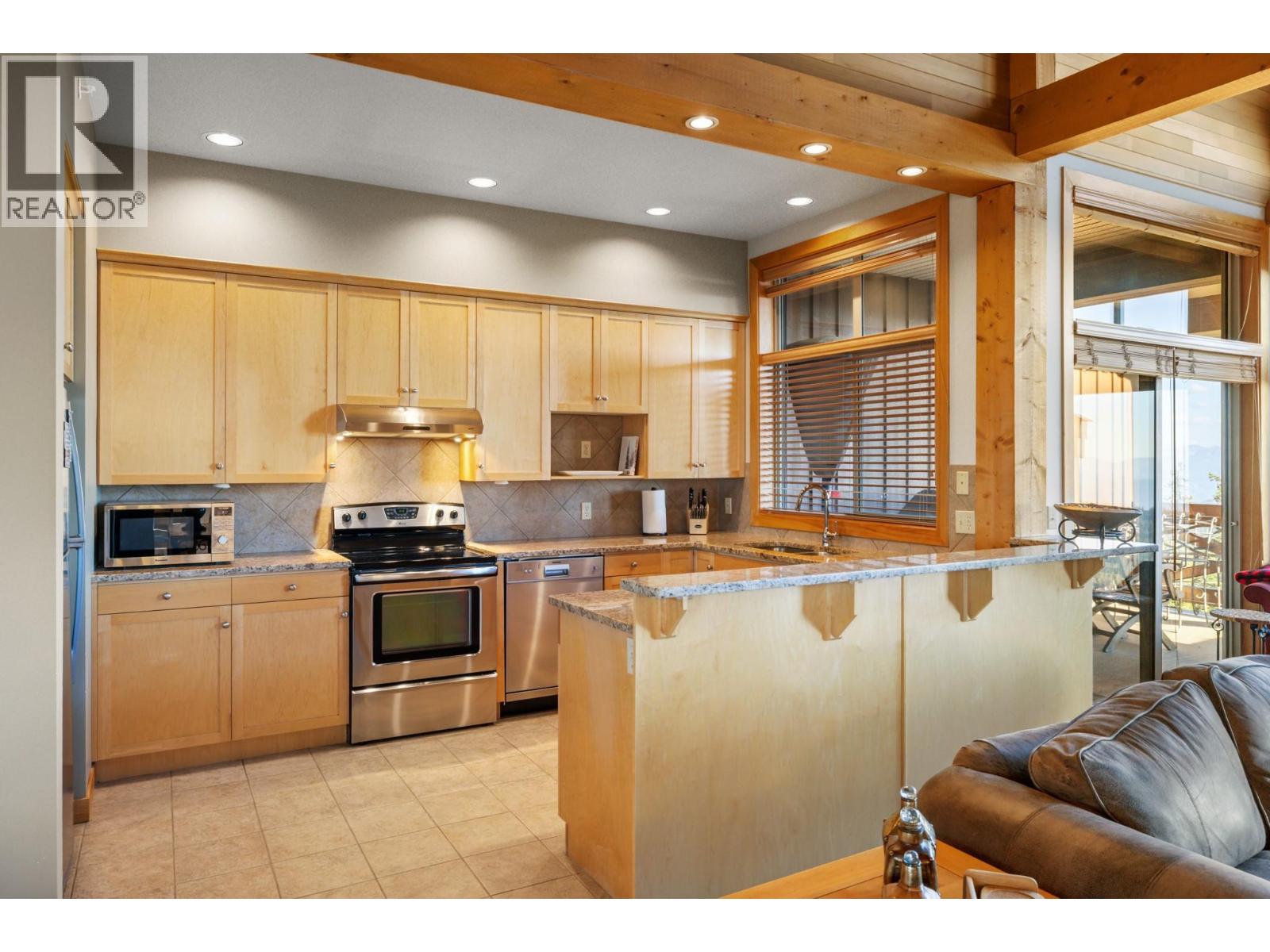 165 Kettle View Road Unit# 11, Big White