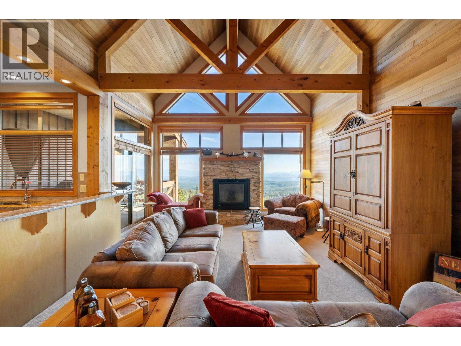 #11 165 Kettle View Road - 1