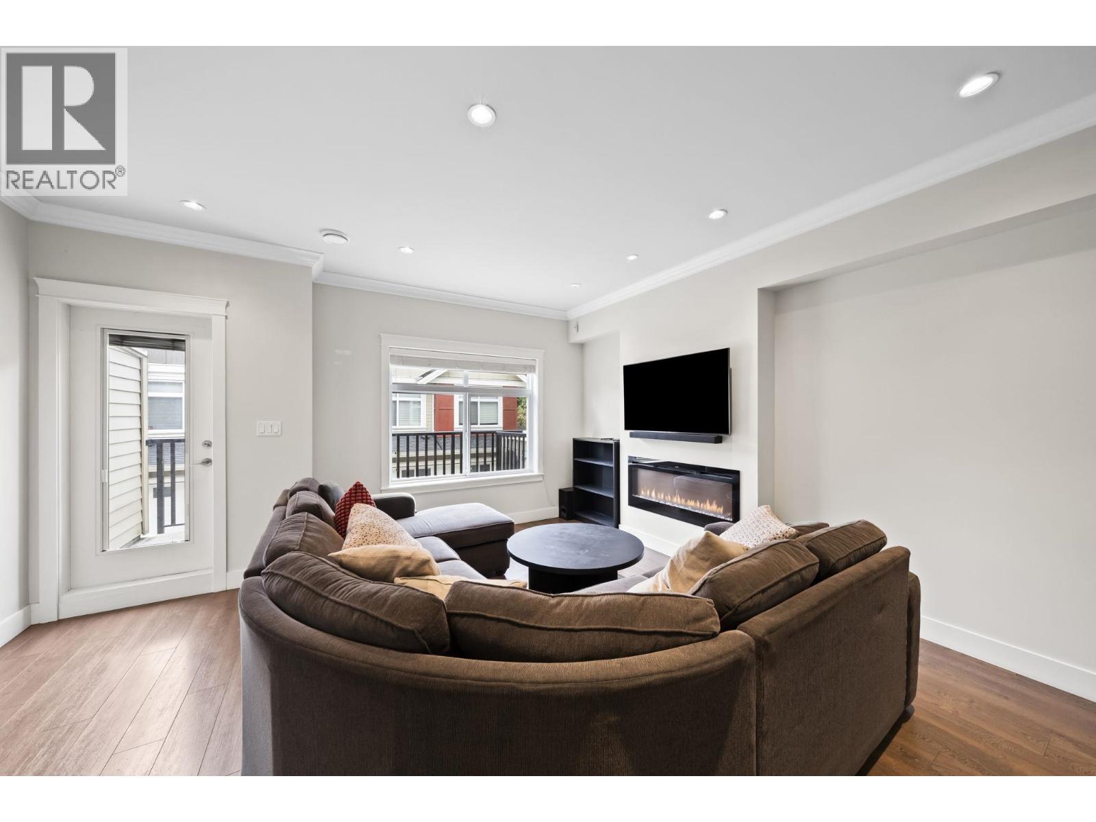 #4 5180 BLUNDELL Road, Richmond, British Columbia, V7C1H4, Richmond, British Columbia — photo 3 of 5