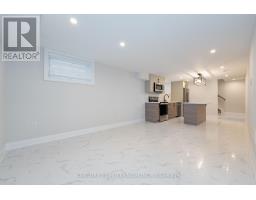 B - 31 Mariposa Avenue, Toronto, ON M6N4A1 Photo 16