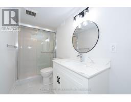B - 31 Mariposa Avenue, Toronto, ON M6N4A1 Photo 17