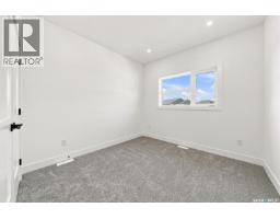 339 Sharma Crescent, Saskatoon, SK S7W1K9 Photo 43