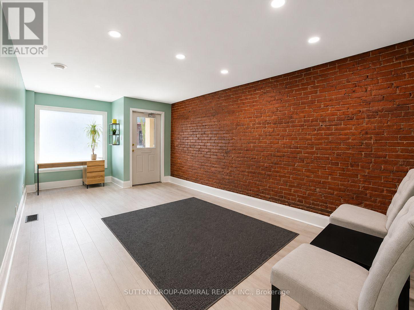 #Unit 101 249 Division Street, Cobourg, Ontario, K9A3P9, Cobourg, Ontario — photo 5 of 5