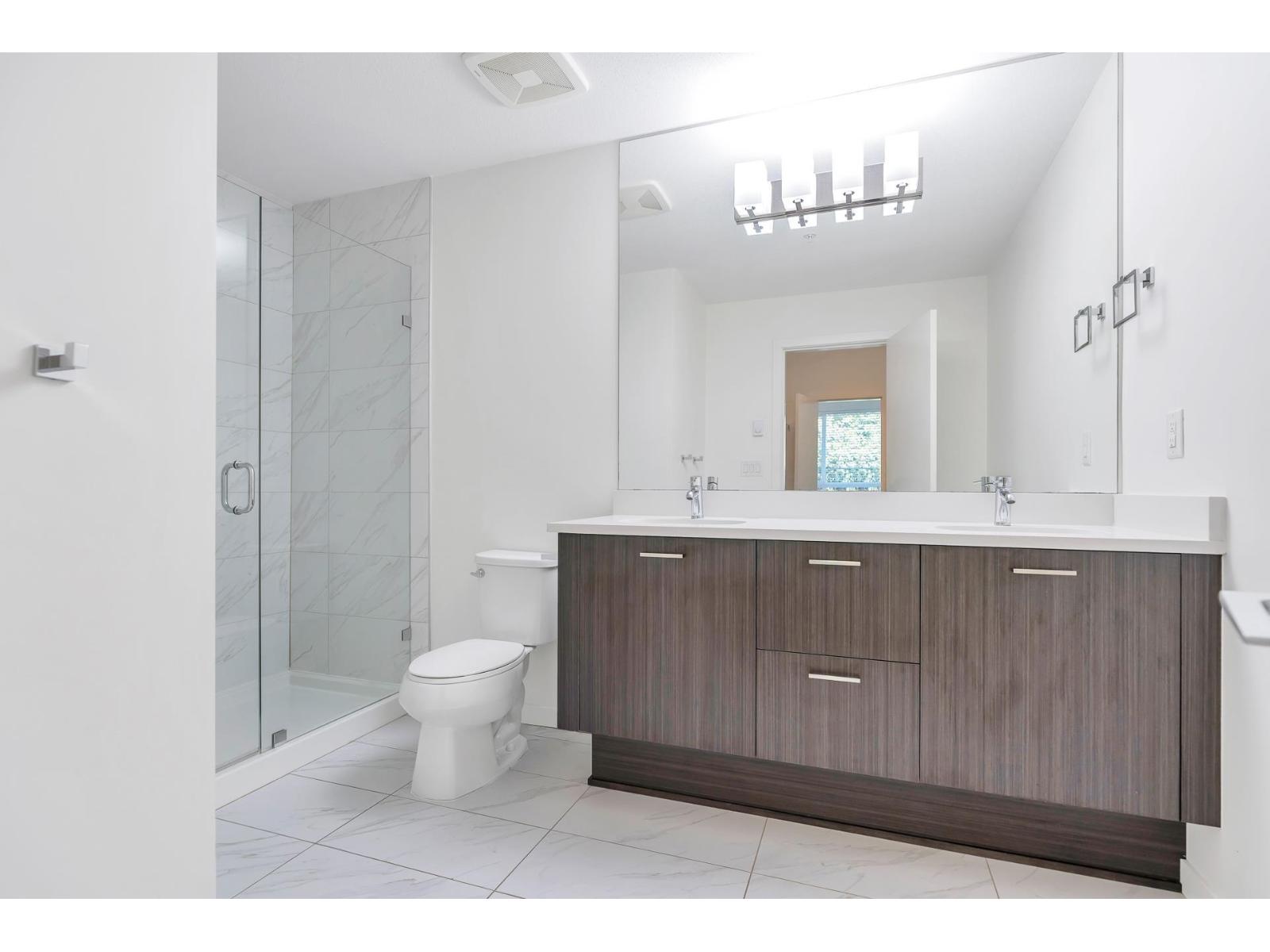 2 Bed, 2 Bath House for Sale in Langley – B005 20087 68 AVENUE, Langley – MLS# R3161413 - Image 8