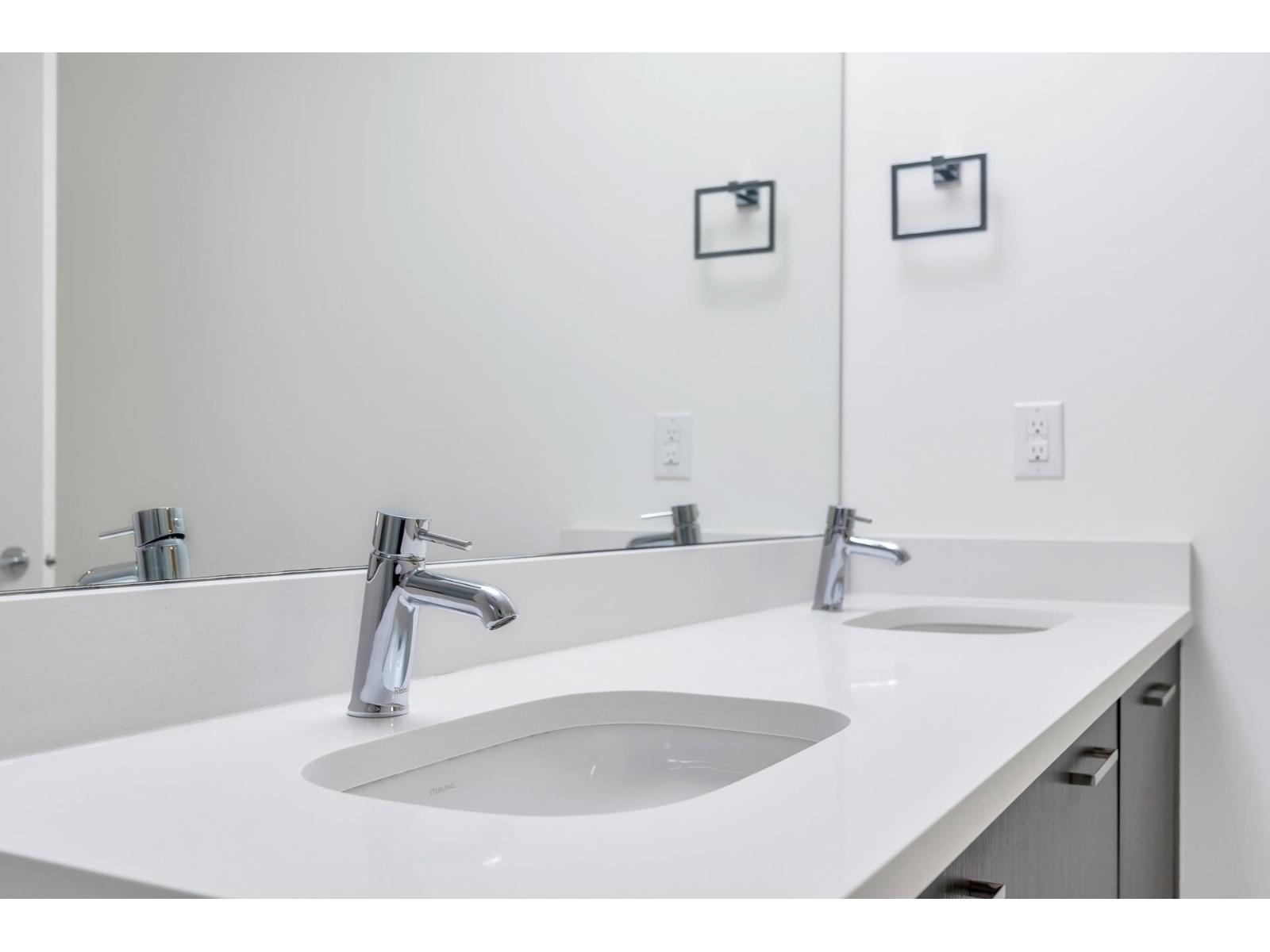 2 Bed, 2 Bath House for Sale in Langley – B005 20087 68 AVENUE, Langley – MLS# R3161413 - Image 11