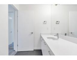 B005 20087 68 Avenue, Langley, BC V2Y0Y3 Photo 14