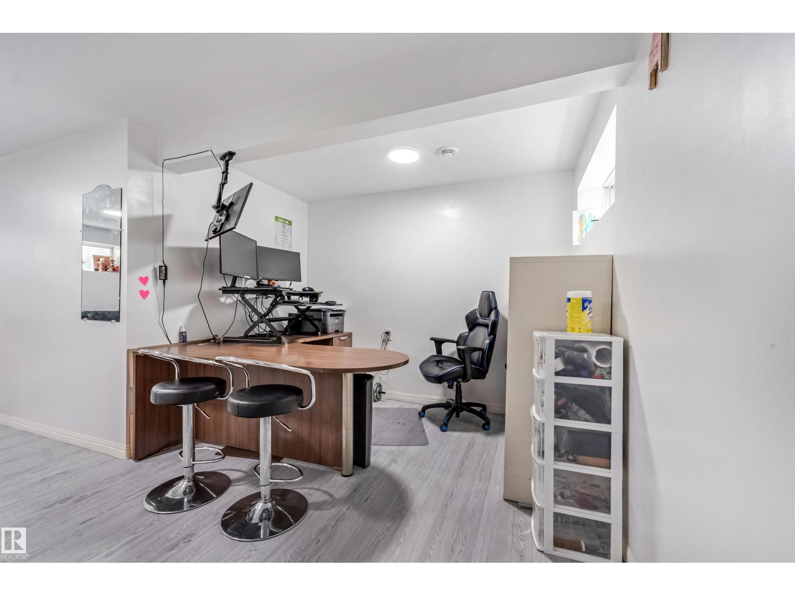 20324 48 AV NW - 51