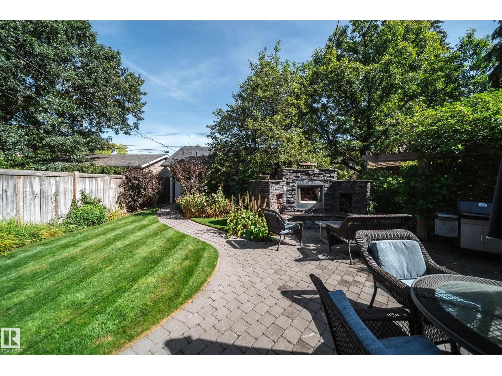 10335 137 ST NW - 52