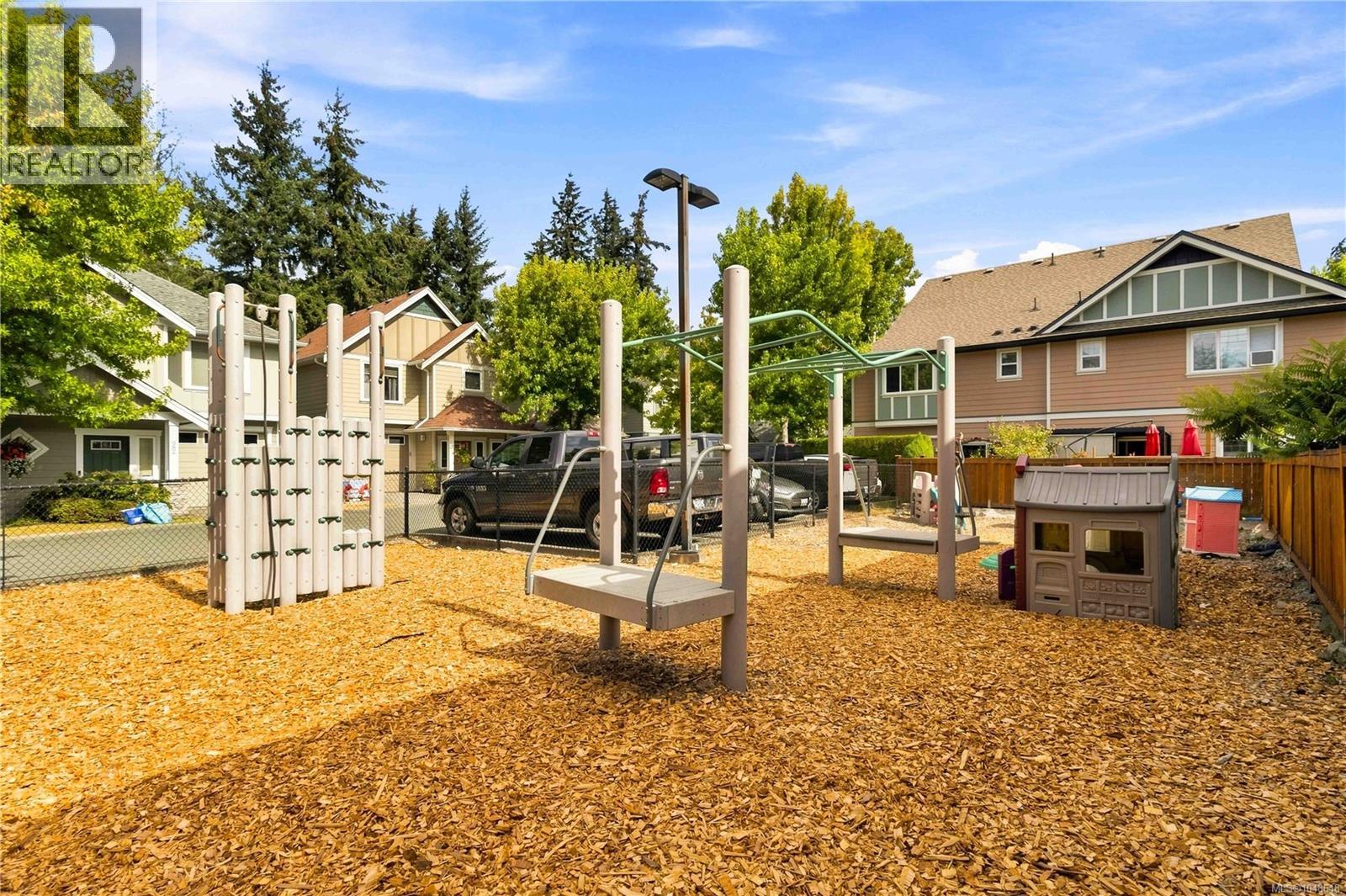 6 2210 Sooke Road, Colwood