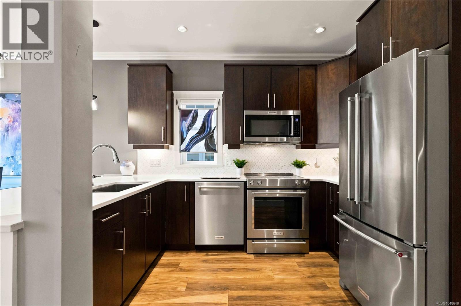 6 2210 Sooke Road, Colwood