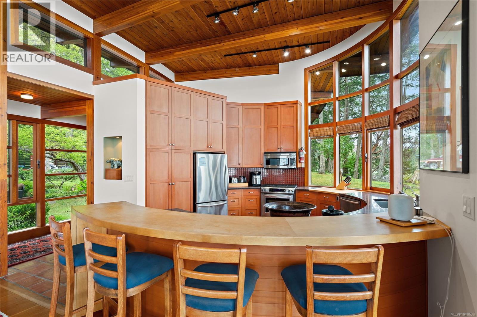  1228 Greenleaf Lane, Sidney Island
