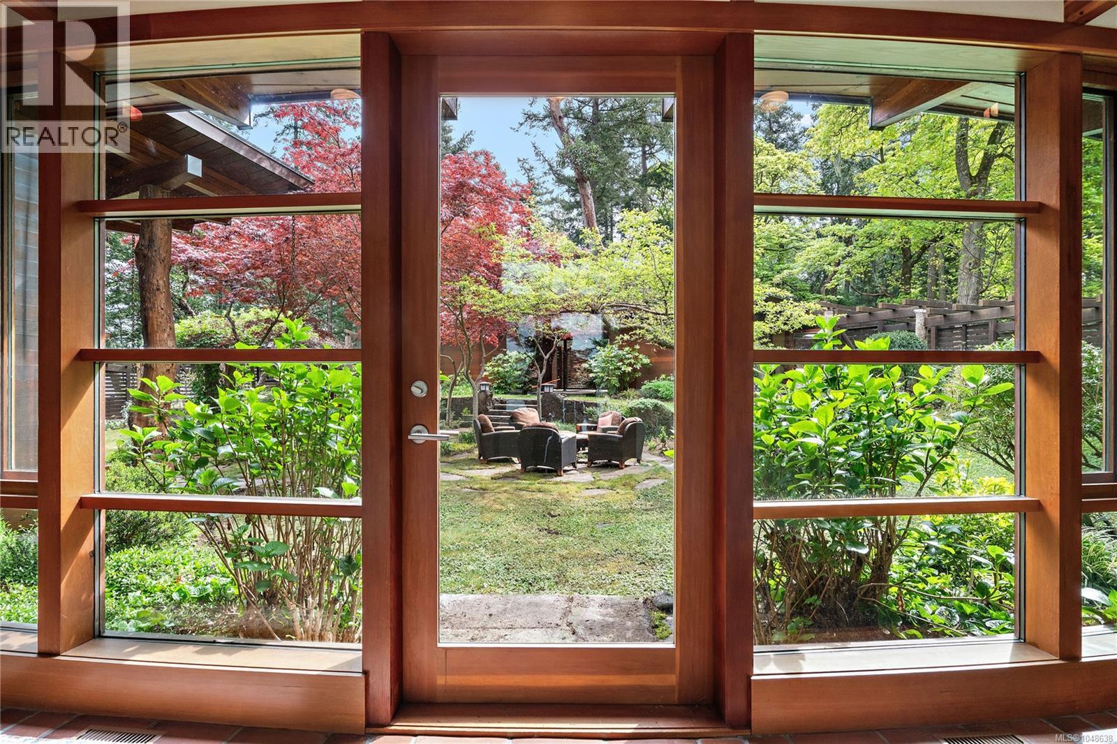  1228 Greenleaf Lane, Sidney Island