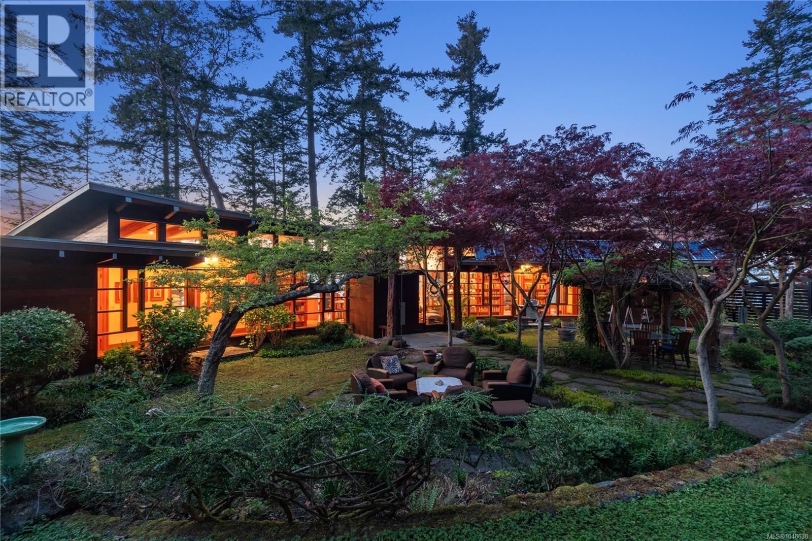  1228 Greenleaf Lane, Sidney Island