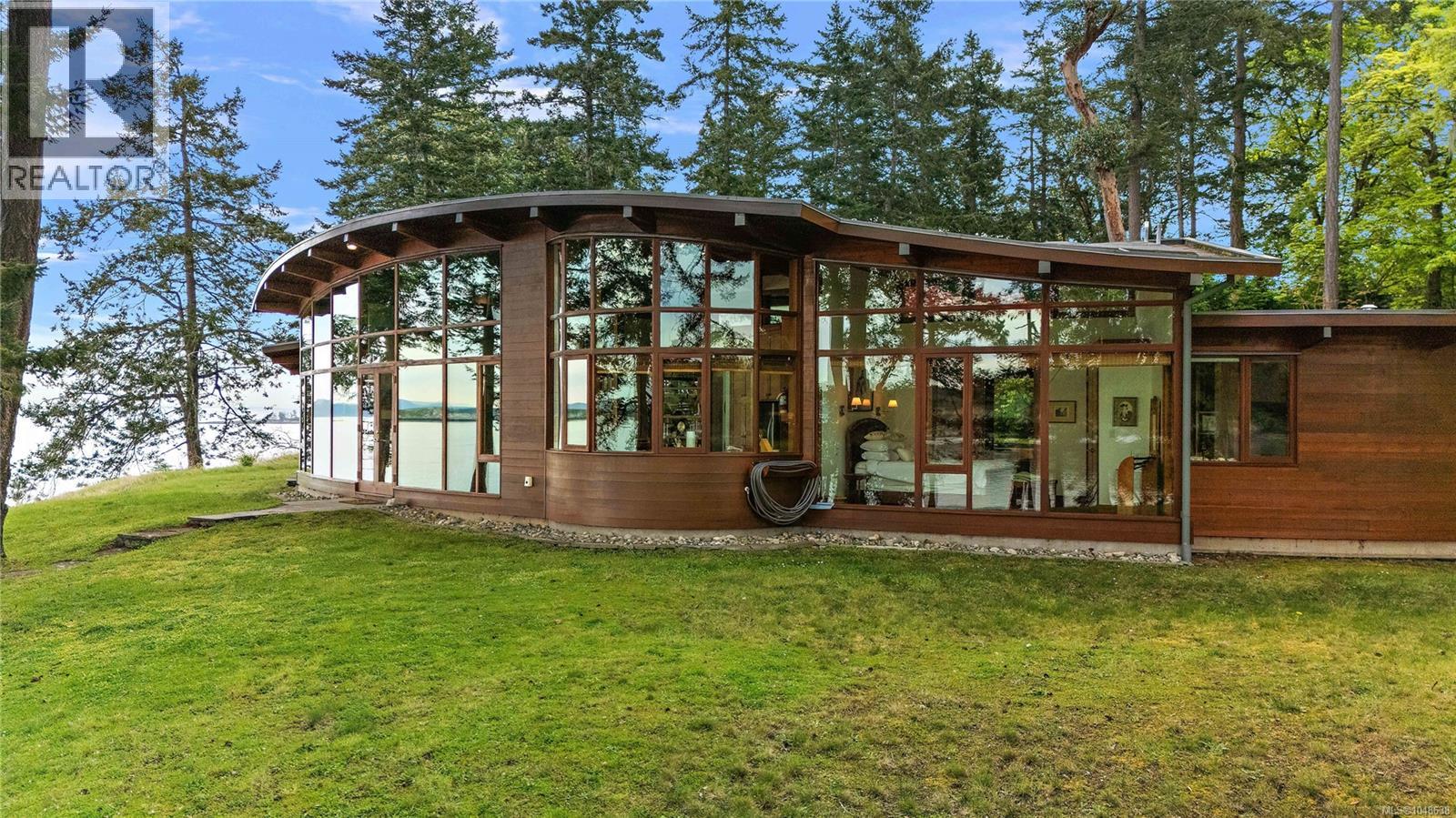  1228 Greenleaf Lane, Sidney Island