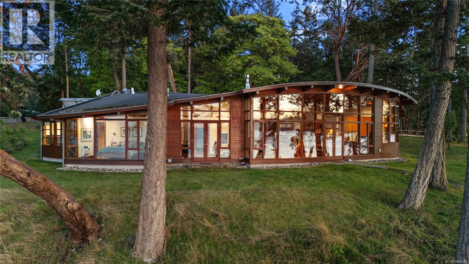  1228 Greenleaf Lane, Sidney Island