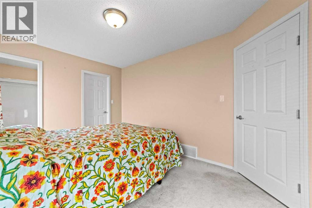 Listing photo – 4503 69 Street, Camrose