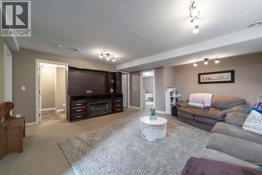 Listing photo – 7510 40 Avenue, Camrose