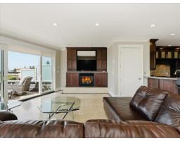 1087 Finlay Street, White Rock, BC V4B4K7 Photo 12