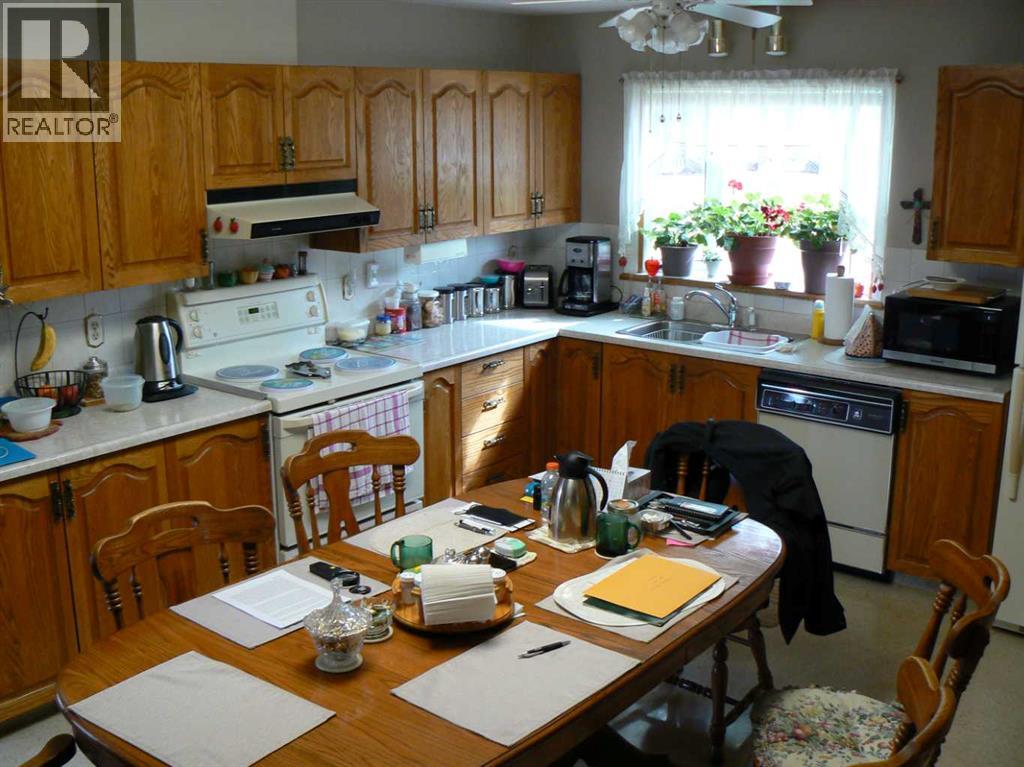 4844 57 Avenue - 2