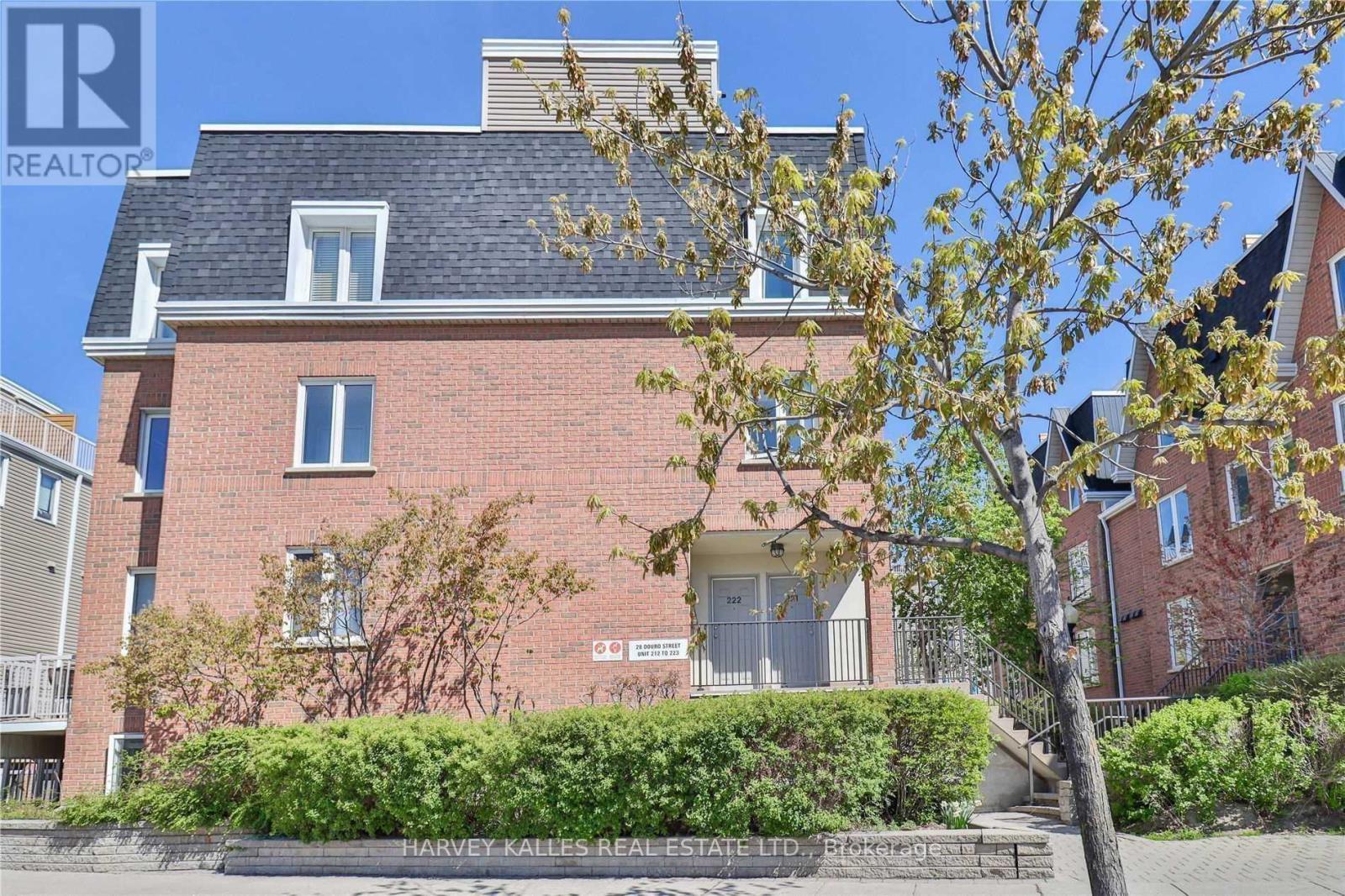 #220 28 DOURO STREET - 3