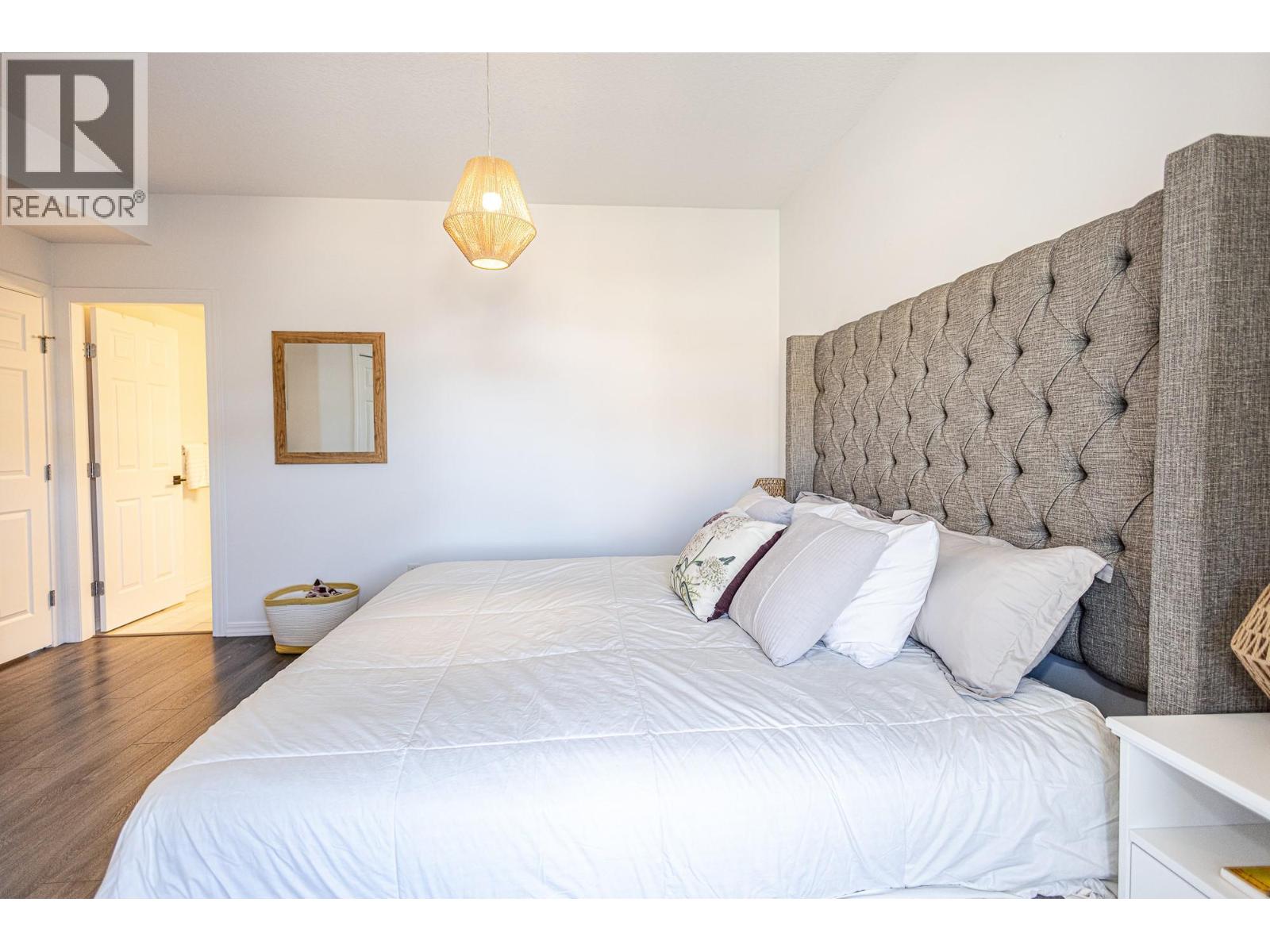 427 1088 Sunset Drive, Kelowna