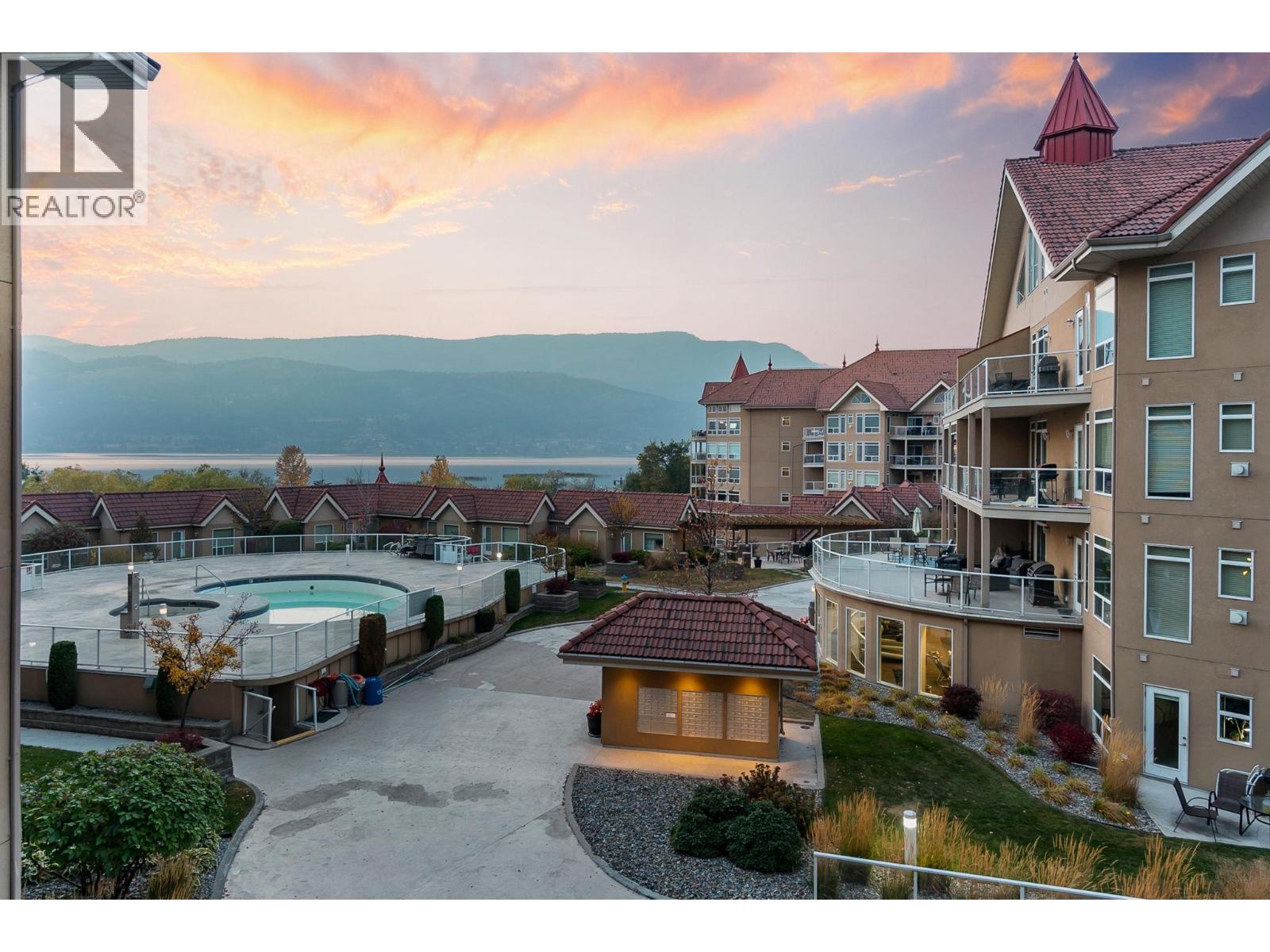 427 1088 Sunset Drive, Kelowna