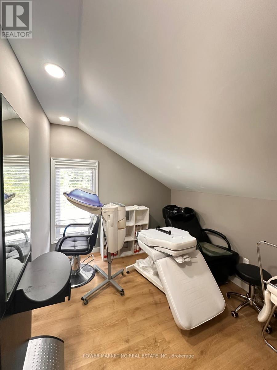 2888 ST JOSEPH BOULEVARD photo 12