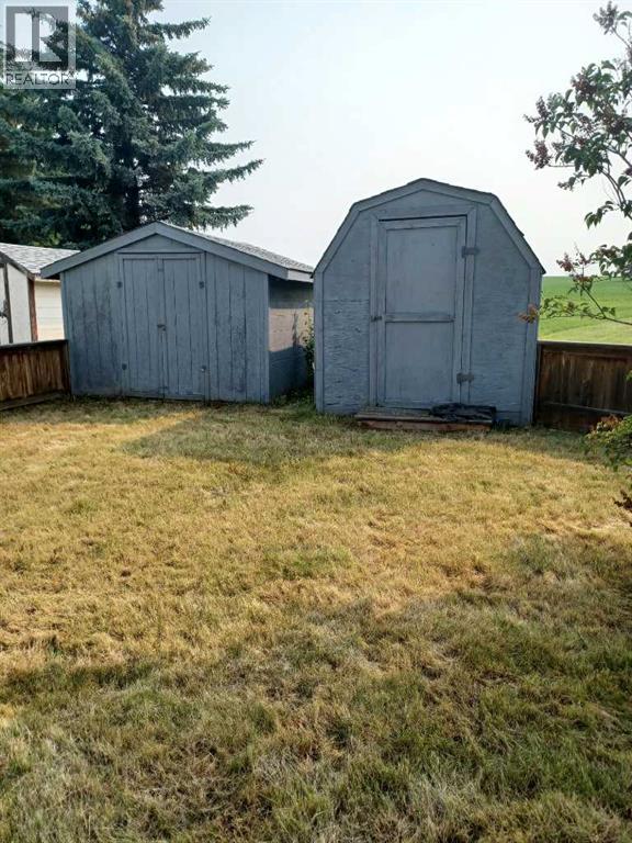 Listing photo – 4506 50 Avenue, Bentley