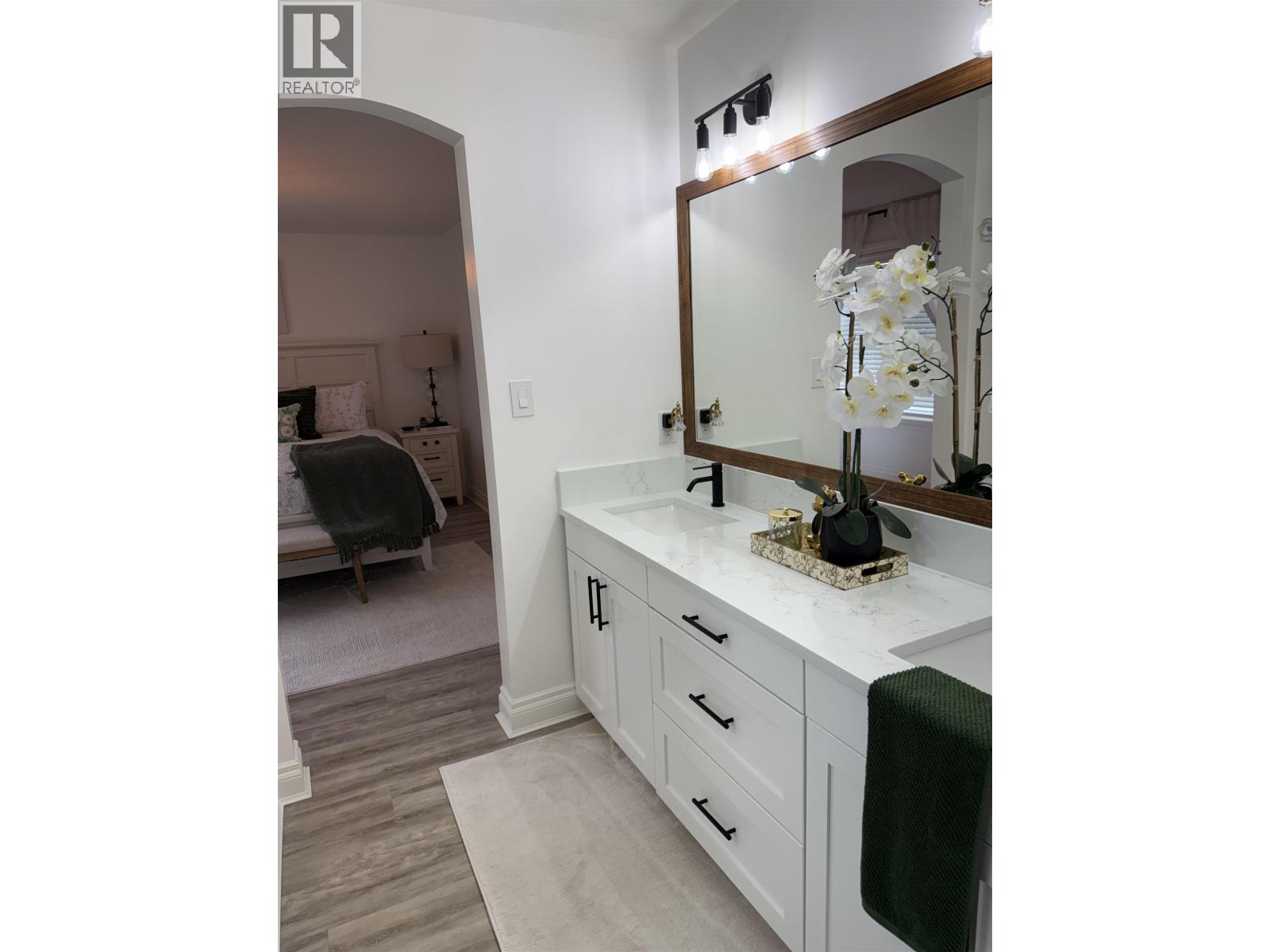 8407 86 AVENUE - 23