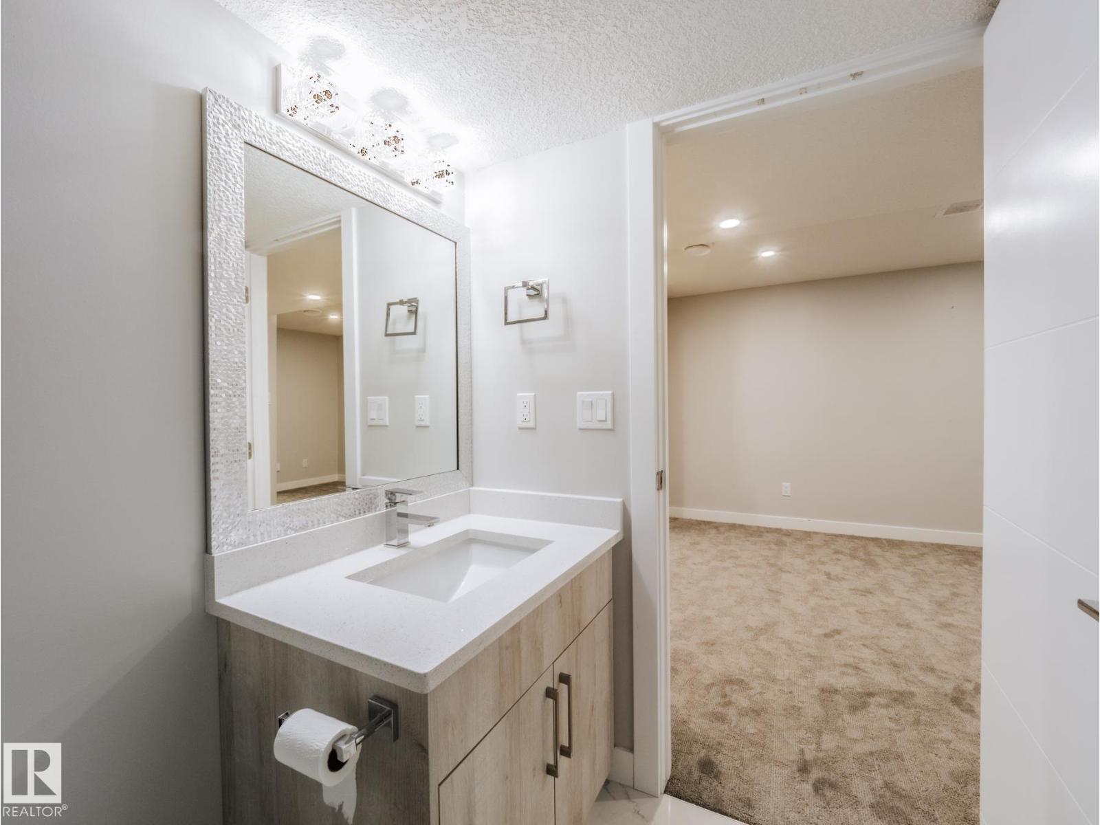 15011 59 ST NW - 30