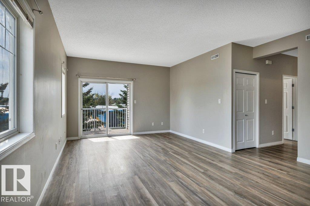 #57E 79 Bellerose DR - 6