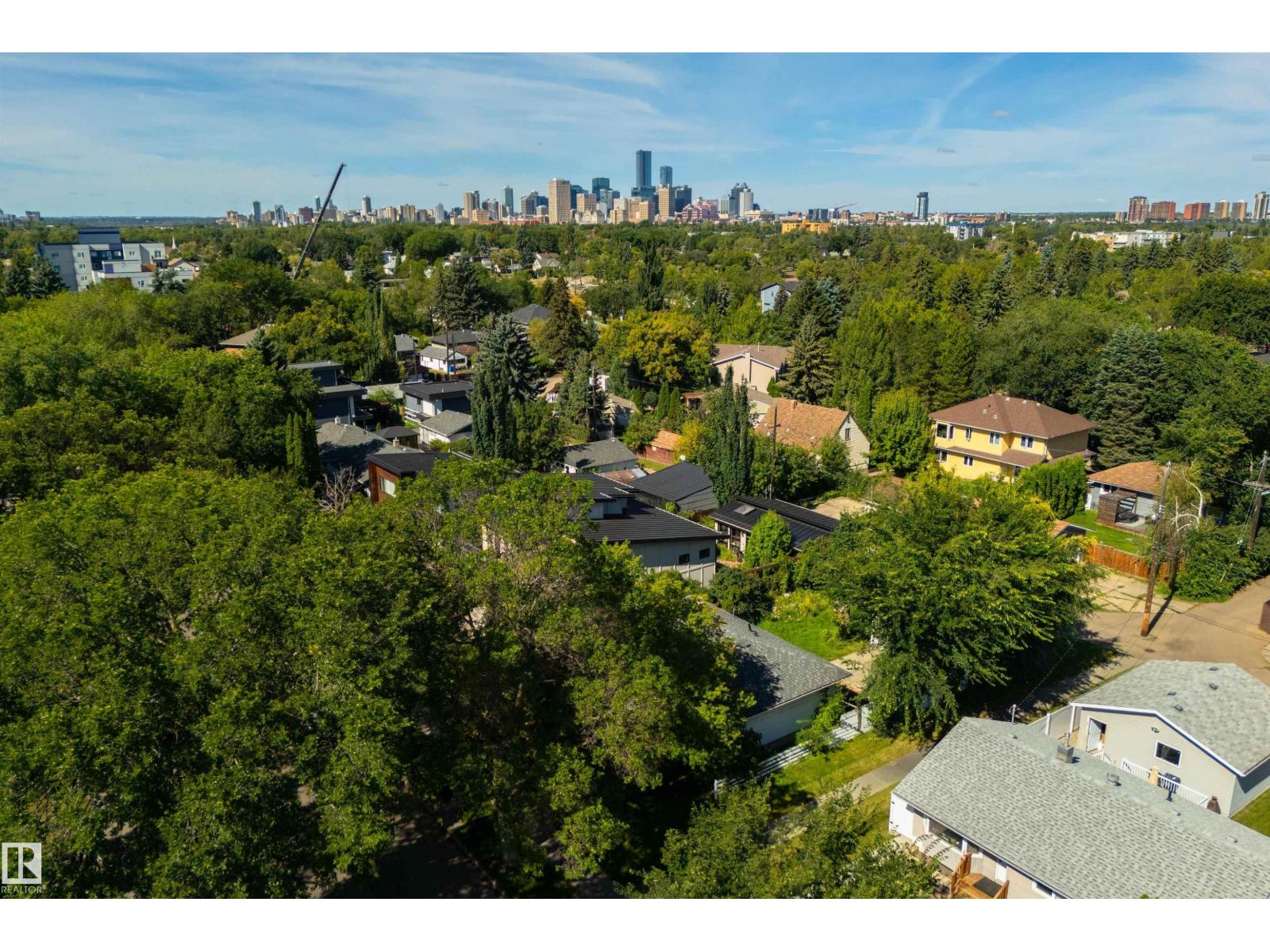 7950 91 AV NW - 10