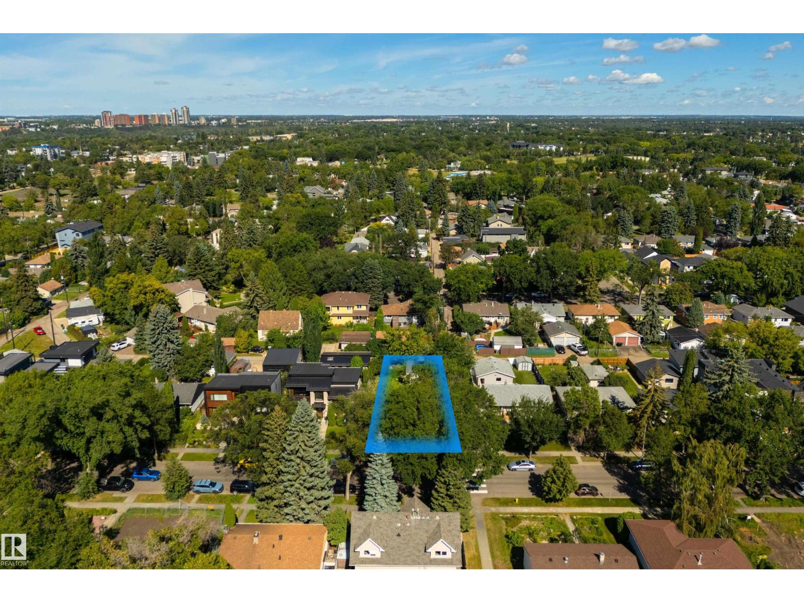 7950 91 AV NW - 3