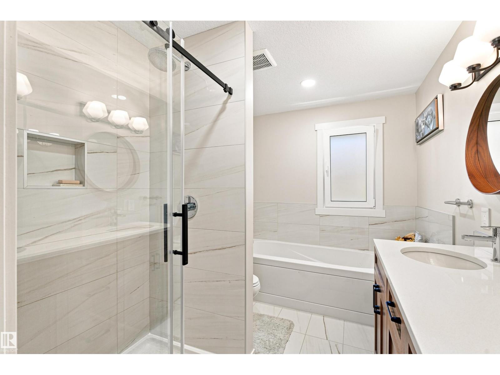 #62 52145 RGE ROAD 225 - 29